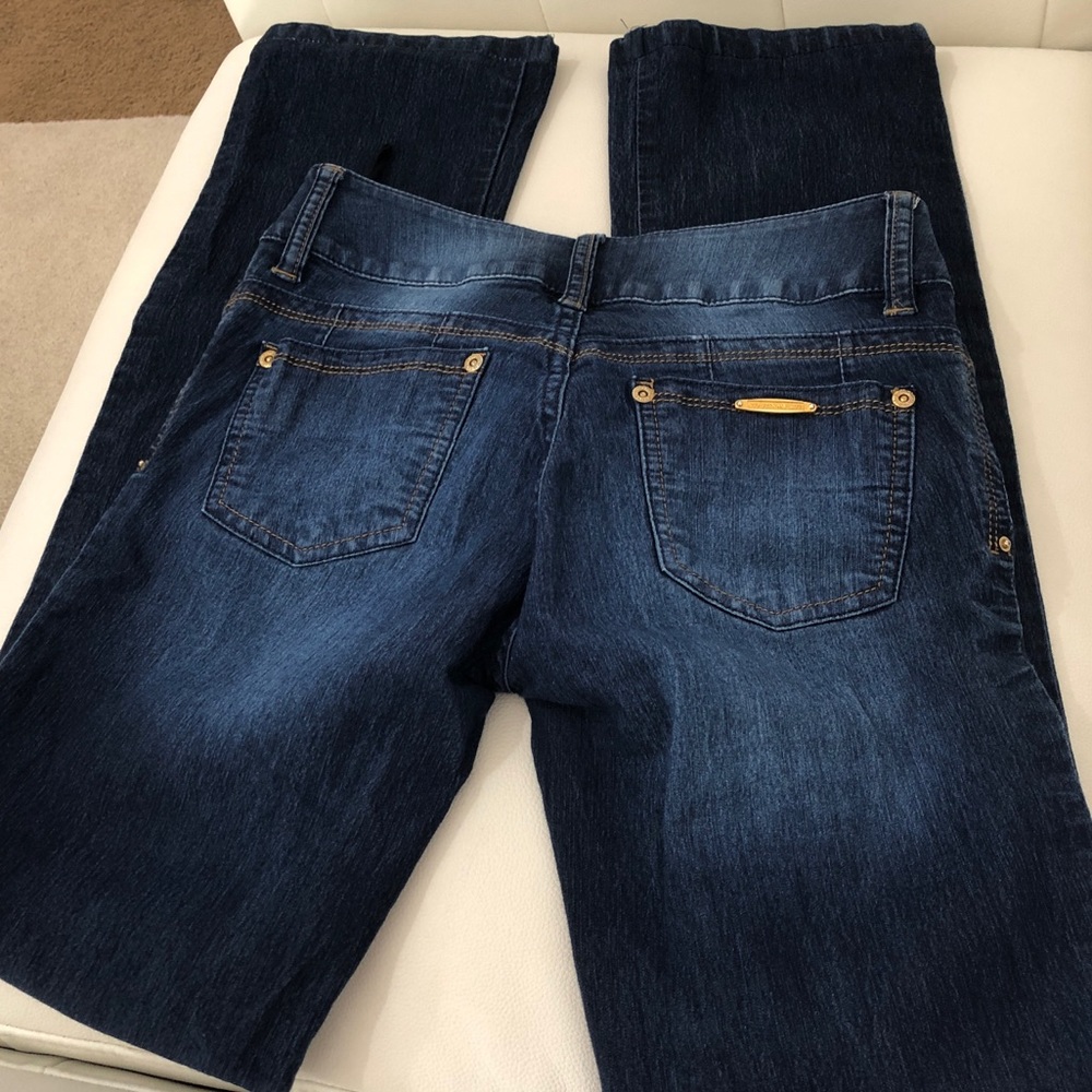 Classic Stretchy Jeans